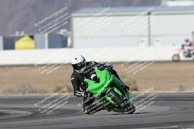 media/Jan-15-2026-Racers Edge (Thu) [[dfebeb70ab]]/3-B Group/Session 1 Turn 15/